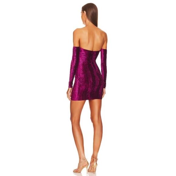 NWT Michael Costello x Revolve Hana Velvet Mini Dress Deep Raspberry sz M - Picture 3 of 6